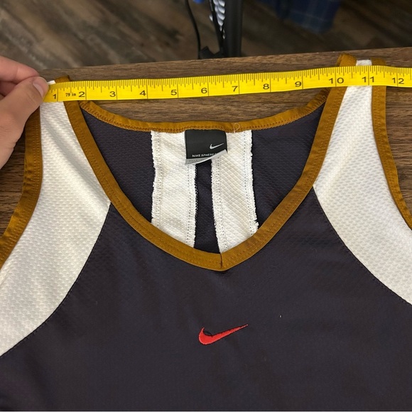 Nike Black and White Athletic Top with Gold Trim Women’s Size M - Picture 6 of 8